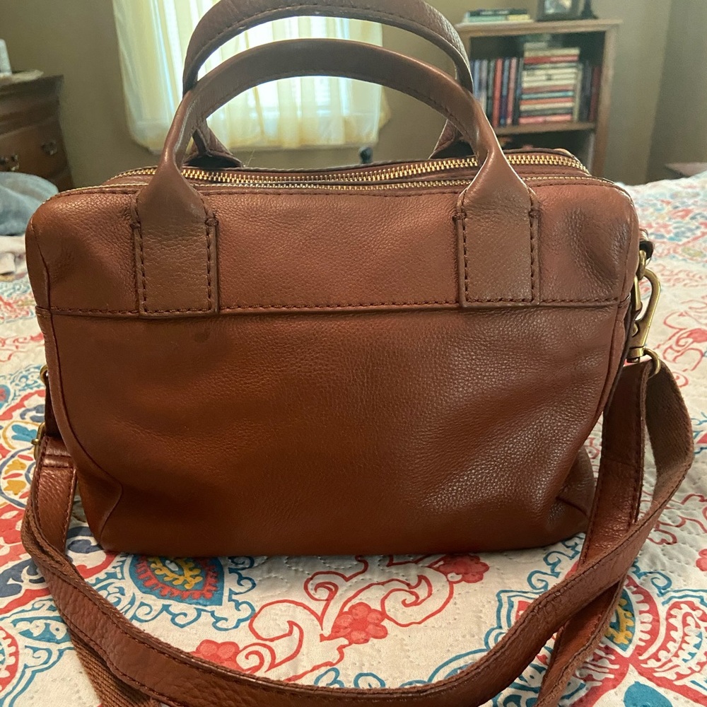 Fossil handbag